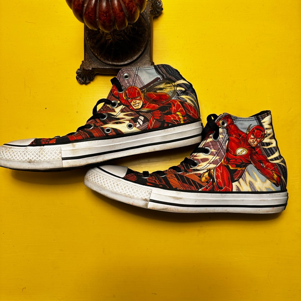 The Flash Converse